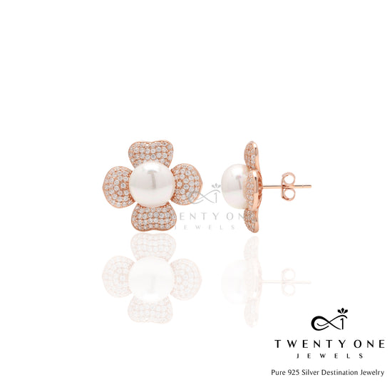 Fresh Water Pearl Rose Gold Studs